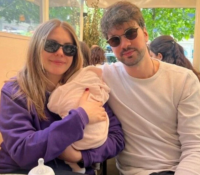 Məşhur cütlük ayrılıb? - FOTOLAR